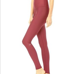 Maroon/Burgundy Alo Airbrush Legging